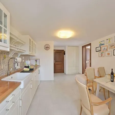 Center Penthouse - Medieval Town 10'- 2' Apartman