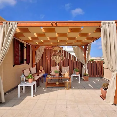 شقة Center Penthouse - Medieval Town 10'- 2'